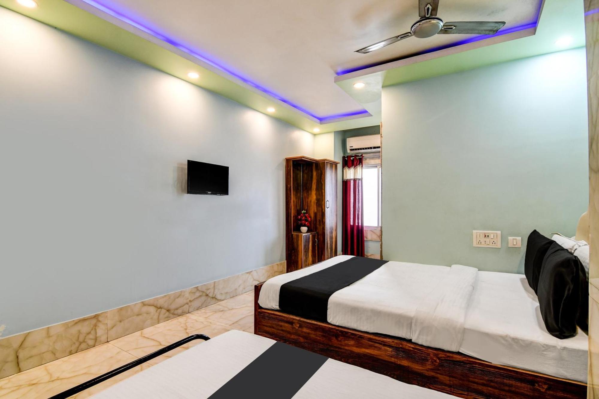 Super Collection O Raj Guest House Near Kolkata Airport Gauripur  ภายนอก รูปภาพ