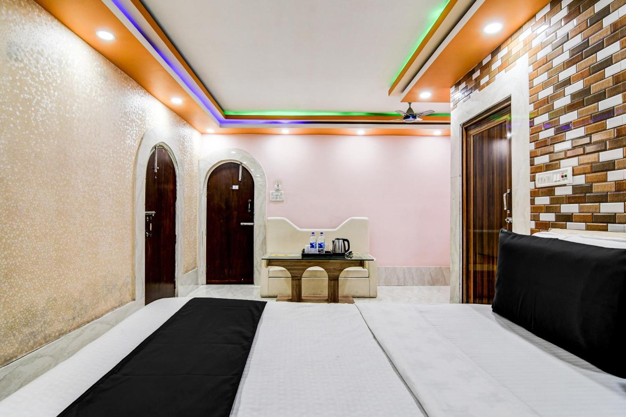 Super Collection O Raj Guest House Near Kolkata Airport Gauripur  ภายนอก รูปภาพ