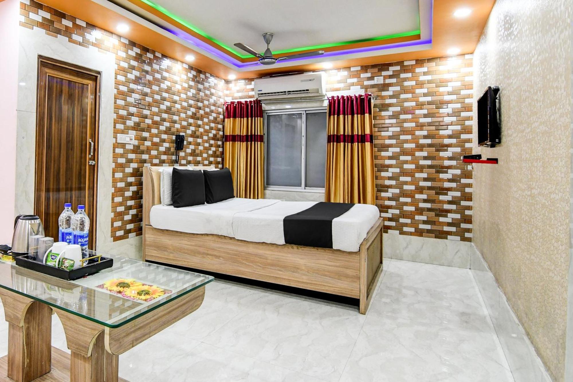 Super Collection O Raj Guest House Near Kolkata Airport Gauripur  ภายนอก รูปภาพ