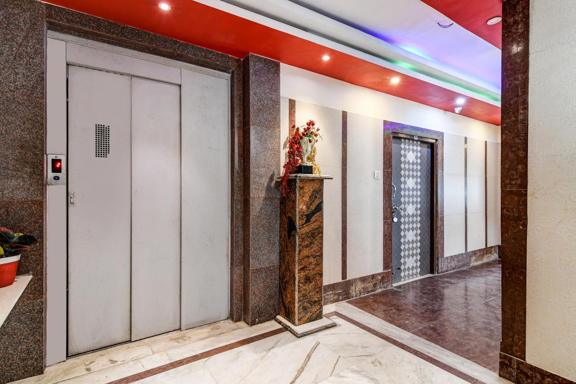 Super Collection O Raj Guest House Near Kolkata Airport Gauripur  ภายนอก รูปภาพ