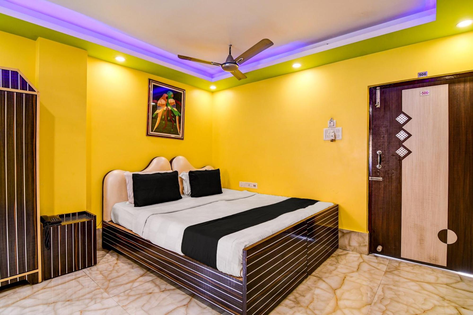 Super Collection O Raj Guest House Near Kolkata Airport Gauripur  ภายนอก รูปภาพ