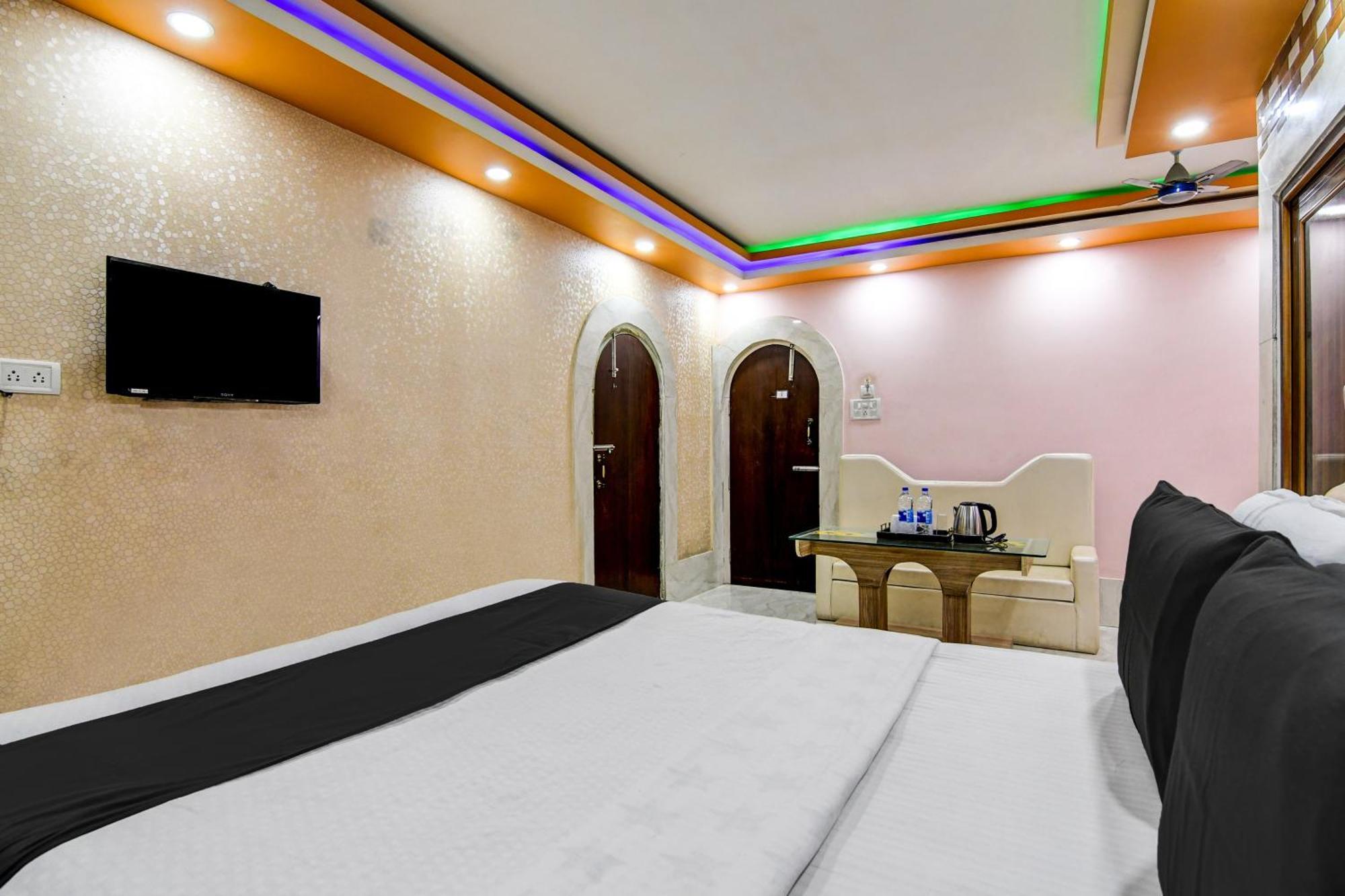 Super Collection O Raj Guest House Near Kolkata Airport Gauripur  ภายนอก รูปภาพ