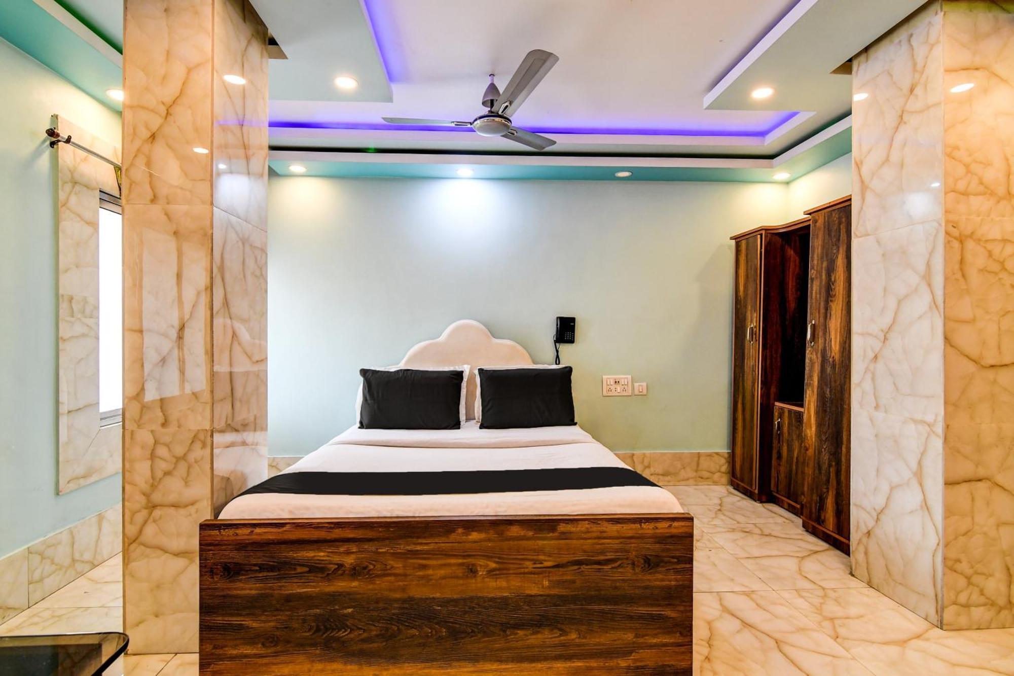 Super Collection O Raj Guest House Near Kolkata Airport Gauripur  ภายนอก รูปภาพ
